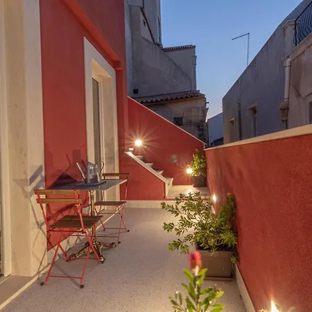 Сasa de vacaciones Maison Rouge Ortigia Syracuse