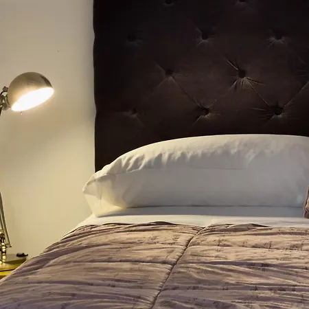 Semesterbostad Maison Rouge Ortigia