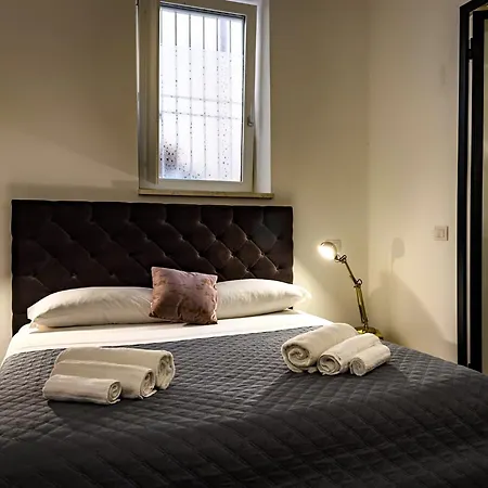 Maison Rouge Ortigia Syrakusa