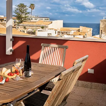 Maison Rouge Ortigia Semesterbostad Syrakusa