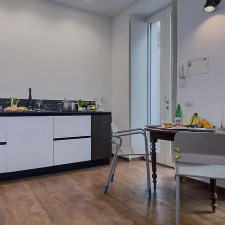 Maison Rouge Ortigia Syrakusa