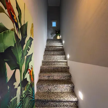 Maison Rouge Ortigia *