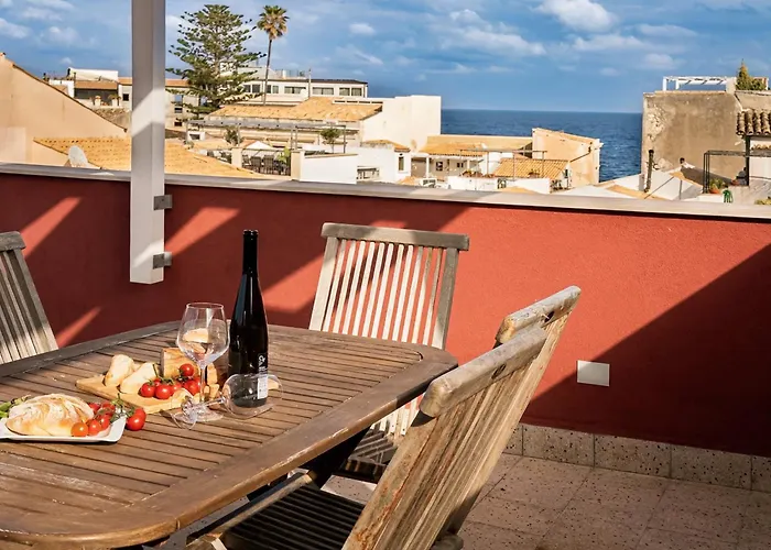 Maison Rouge Ortigia Сasa de vacaciones Syracuse