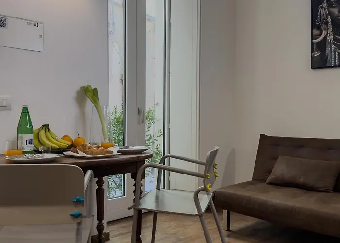 Maison Rouge Ortigia *