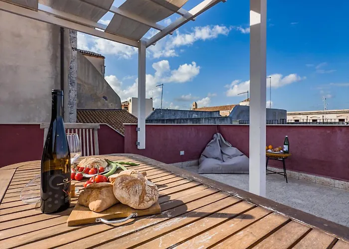 Maison Rouge Ortigia * Syracuse