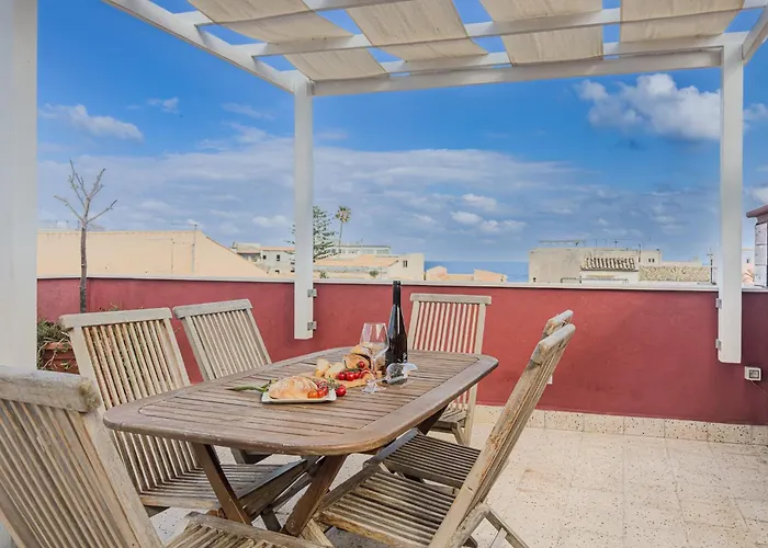 Maison Rouge Ortigia *